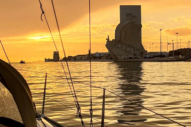 Lisbon Private Luxury Boat Tour with Welcome Drink - Crew and storytelling: why the names keep showing up
