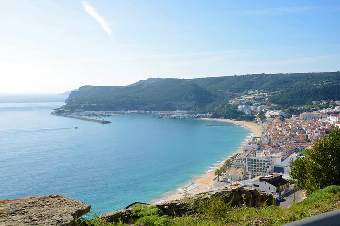 Lisbon Private Luxury Paradisiacal Coastline Tour - How the Private Luxury Pickup Sets the Tone