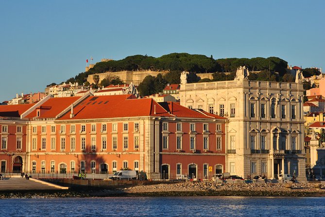 Lisbon Private Sailing Cruise, drink included (options: 2h, 3h, 4h, 6h or 8h) - What’s included on board, and what you may want to add