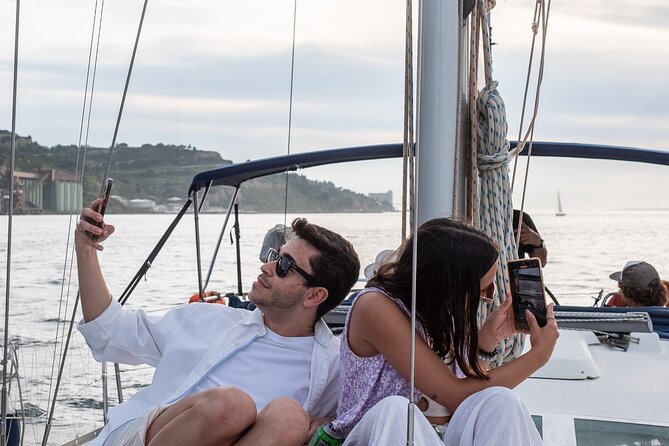 Lisbon: Private Sailing Tour Along the Tagus River - Your River Route: Bridge Views, Praça do Comércio Area Light, Alfama From the Water