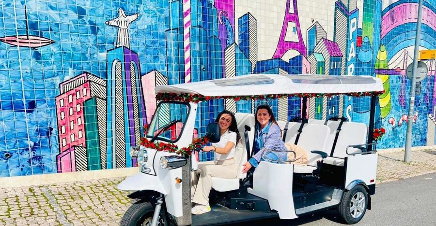 Lisbon: Private Sightseeing Tour by Tuk-Tuk - Why an electric tuk-tuk beats walking in Lisbon