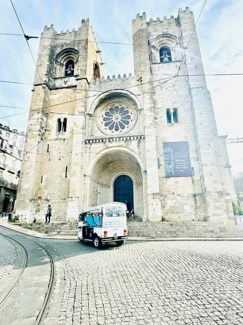Lisbon: Private Sightseeing Tour by TukTuk - Price and value: is $74 per person worth it?