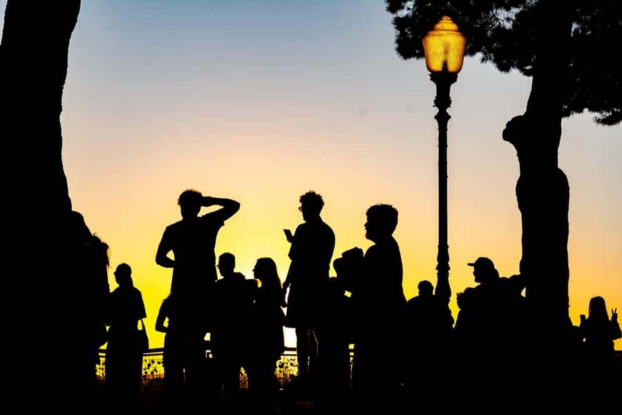 Lisbon: Private Sunset & Night Photo Walk - Golden hour coaching that goes beyond pointing and shooting