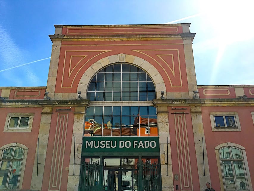 Lisbon: Private Tour by Tuk Tuk - Miradouros with real photo payoff: Sao Pedro, Portas do Sol, and Senhora do Monte