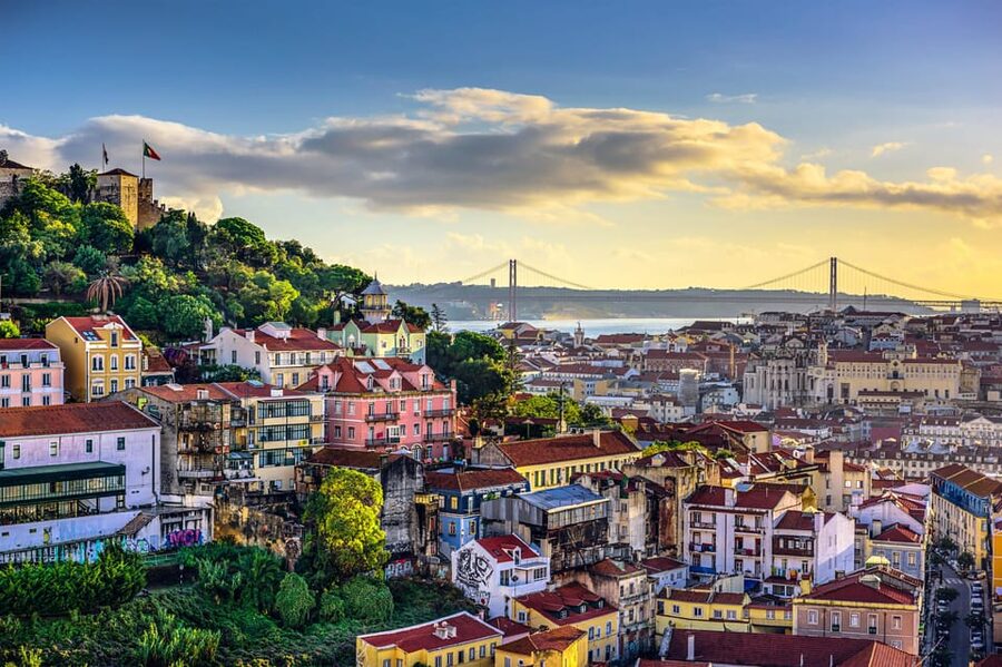 Lisbon: Private Tour by Tuk Tuk - Price and value: what $106 per person really buys you