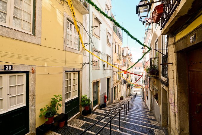 Lisbon Private Tour with Belém Neighborhood - Lunch Decision Mode at Time Out Market Lisboa