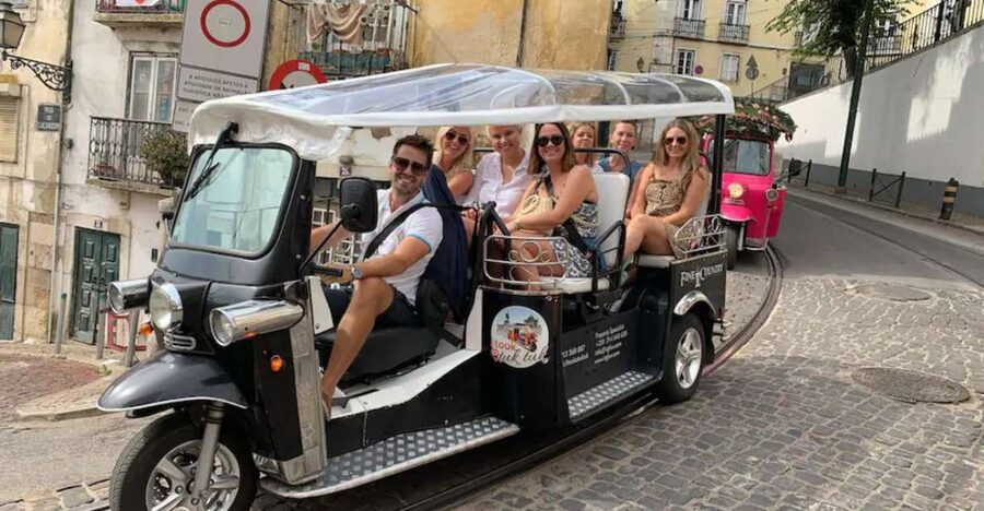 Lisbon: Private Tuk-Tuk Tour - Electric Tuk-Tuk Comfort and Smart Pickup Around Lisbon