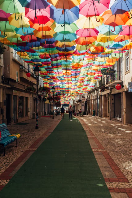 Lisbon: Private TukTuk Tour - Alfama and Lisbon Cathedral: turning the volume up on the old town