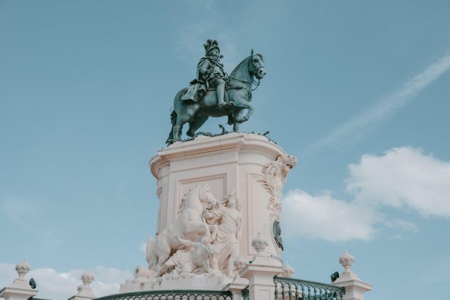 Lisbon: Private walking tour - Food culture, but in a realistic guide style