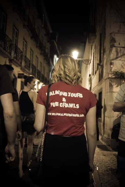 Lisbon: Pub Crawl with Open Bar and VIP Club Entry - The Finish: VIP Skip-the-Line Club Time (and the Door Rules)