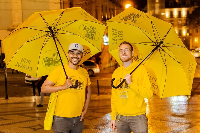 Lisbon: Pub Crawl with Open Bar, Shots & VIP Club Entry - Bica Funicular open bar hour: how to make the most of unlimited beer and sangria