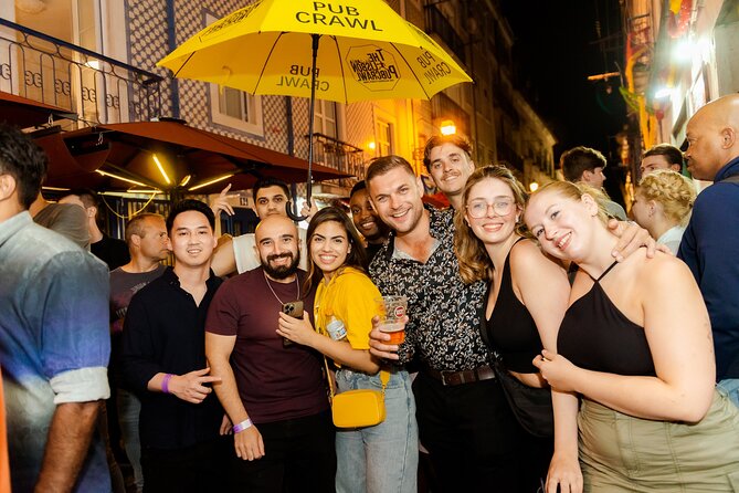 Lisbon: Pub Crawl with Open Bar, Shots & VIP Club Entry - Group size, walking, and why the early bars can feel hit-or-miss