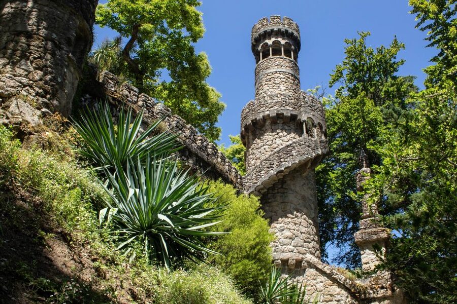 Lisbon: Regaleira, Sintra, Cape Rock & Cascais Day Trip - The Sintra Start: A Short Guided Taste Before Free Wandering
