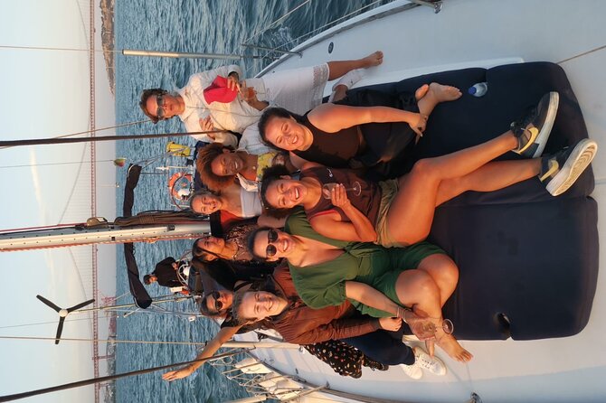 Lisbon River Sailing Cruise - Guides and Group Size: The Difference Between a Ride and a Real Experience