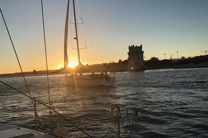 Lisbon River Sunset Sailing Cruise - Value for First-Time Lisbon Visitors: A Smart Way to Get Oriented