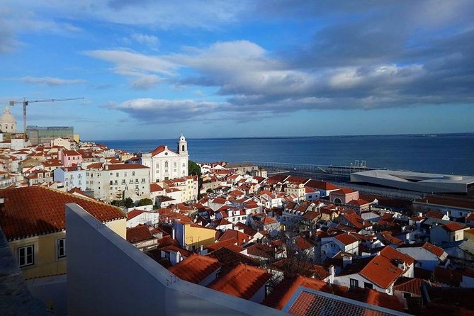 Lisbon's Kickstart Tour with a Local - Church of St. Anthony and the pasteis de nata moment