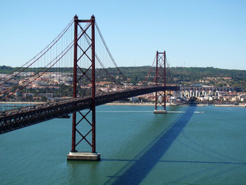Lisbon’s South Side, River Tejo & 3-Hour Walking Tour - Key moments that make this tour worth it
