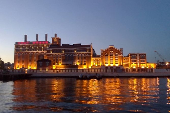 Lisbon Sailing Tour: 2-Hour Cultural Scenic Cruise with Wine - The Jerónimos Monastery to Museu Nacional de Arte Antiga stretch
