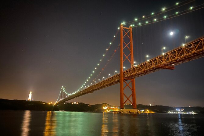 Lisbon Sailing Tour by Night - Why a night sail on the Tagus feels different than sightseeing on land