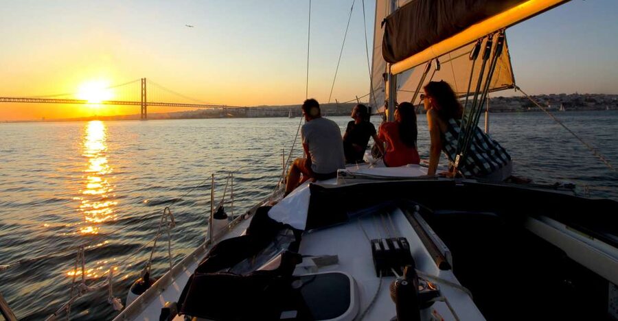 Lisbon: Sailing Tour with Wine and Snacks - Why a Lisbon Sail on the Tagus Feels Like a Lisbon Shortcut