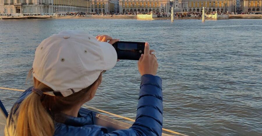 Lisbon: Scenic Day & Sunset Boat Tour with a Drink - Cristo Rei, the 25 de Abril Bridge, and the Part of Lisbon You Can Only See From Here