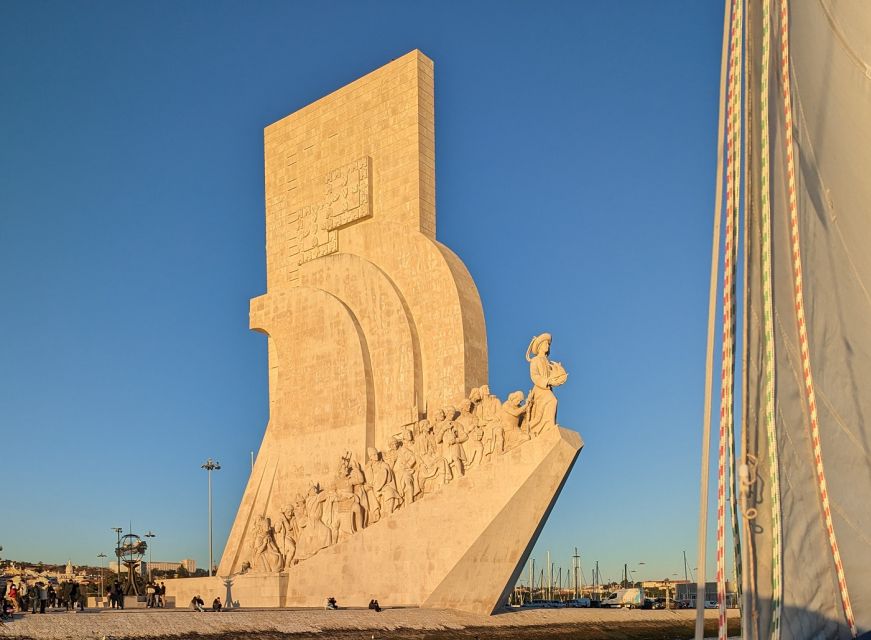 Lisbon: Scenic Day & Sunset Boat Tour with a Drink - Steering and Stories: How the Crew Adds Real Value