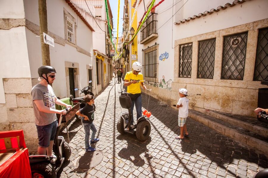 Lisbon: Segway Medieval Tour of Alfama and Mouraria - Alfama in motion: streets, Portas do Sol, and Sé de Lisboa