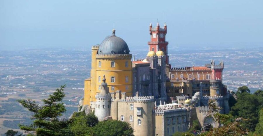 Lisbon: Sintra, Cascais and Estoril Private Day Tour - Sintra’s historic center time: where to spend your free minutes