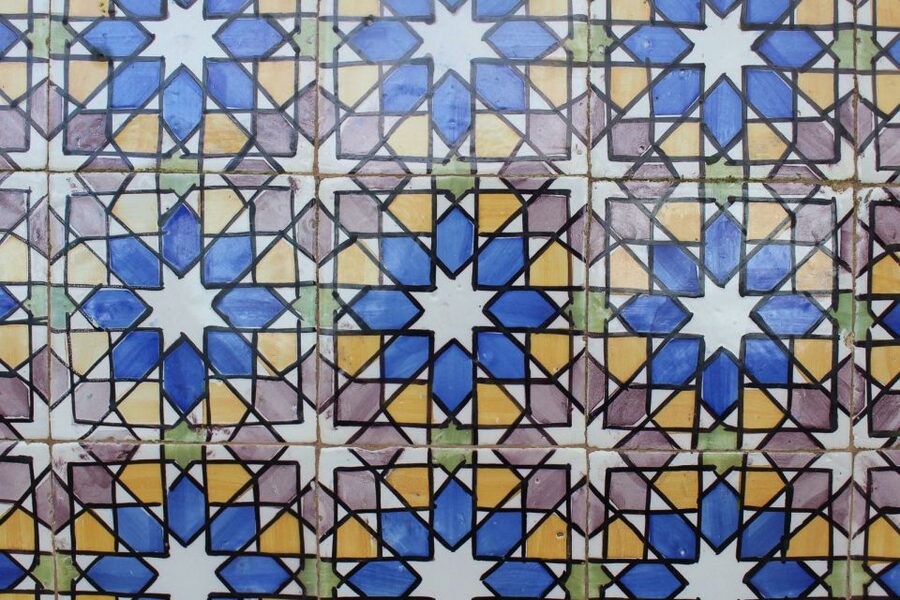 Lisbon: Sintra, Cascais, & Estoril Guided Day Tour - Estoril: The Casino Story Tied to WWII and Bond