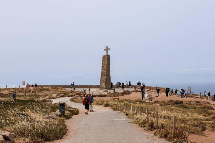 Lisbon: Sintra, Coast and Wine Small-Group Day Tour - Sintra town time: you get freedom, but crowds are part of the deal