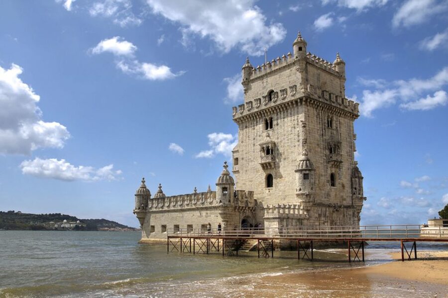 Lisbon & Sintra: Full-Day Private Tour - Belém highlights: Jerónimos Monastery, Belém Tower, and the Discoveries monument zone