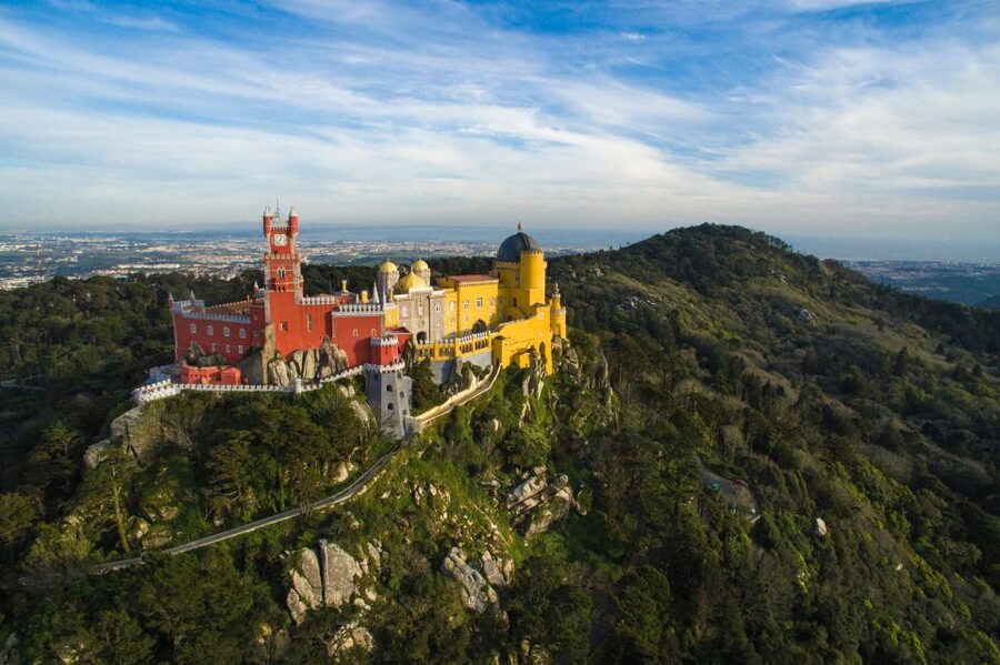 Lisbon: Sintra Half-Day Private Tour with Pena Palace - Door-to-door Sintra, minus the usual hassle