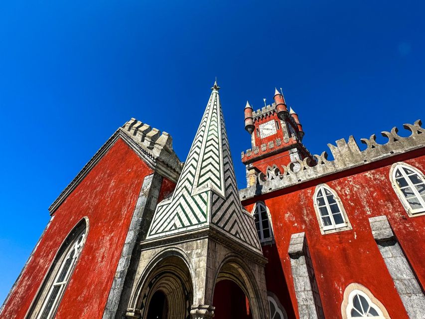 Lisbon: Sintra Half-Day Private Tour with Pena Palace - Quinta da Regaleira in 80 minutes: best used with a plan