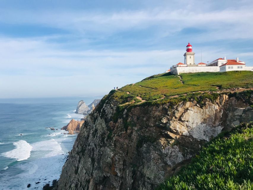 Lisbon: Sintra, Pena Palace and Cascais Region Private Tour - Cabo da Roca and Boca do Inferno, Atlantic cliffs with attitude