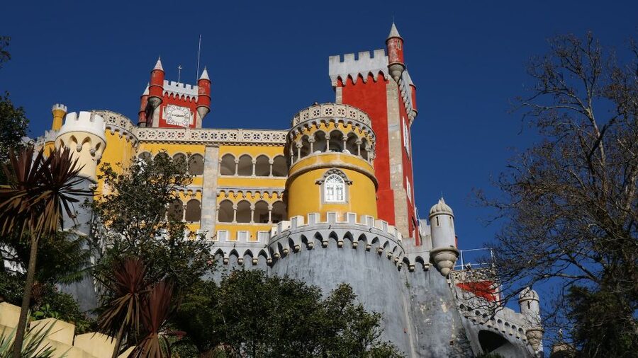 Lisbon: Sintra, Pena Palace and Cascais Region Private Tour - Cascais, a coastal break where you set the pace