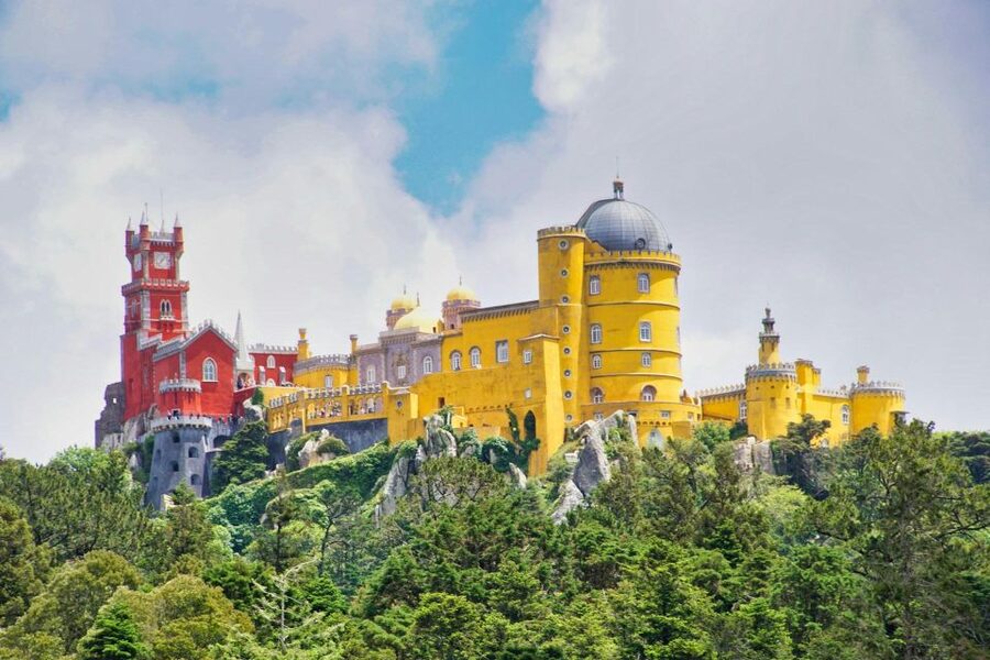 Lisbon: Sintra, Pena Palace, Cabo da Roca & Cascais Day Tour - Why this Sintra, Pena Palace, Cabo da Roca, and Cascais route is worth it