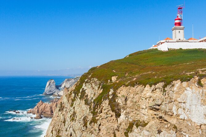 Lisbon: Sintra, Pena Palace , Cascais & Cabo Small Group Day Tour - Guides: the difference between seeing and understanding