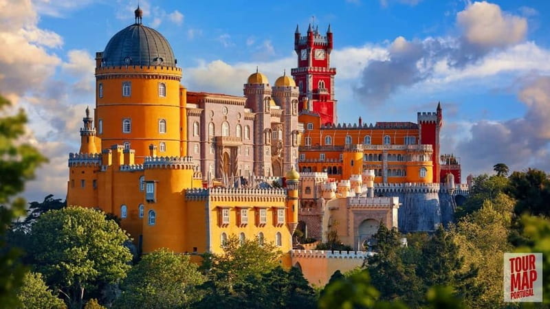 Lisbon: Sintra, Pena Palace, Moorish Castle & Regaleira Tour - Key points that matter for your day in Sintra