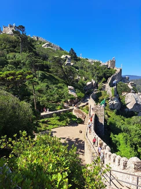 Lisbon: Sintra, Pena Palace, Moorish Castle & Regaleira Tour - Quinta da Regaleira: where symbolism meets garden walking