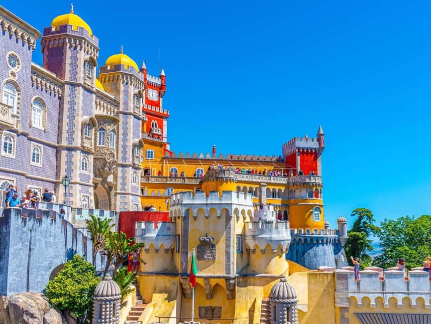 Lisbon: Sintra, Pena, Regaleira, Cabo Roca, Cascais Day Tour - Quick hits before you go