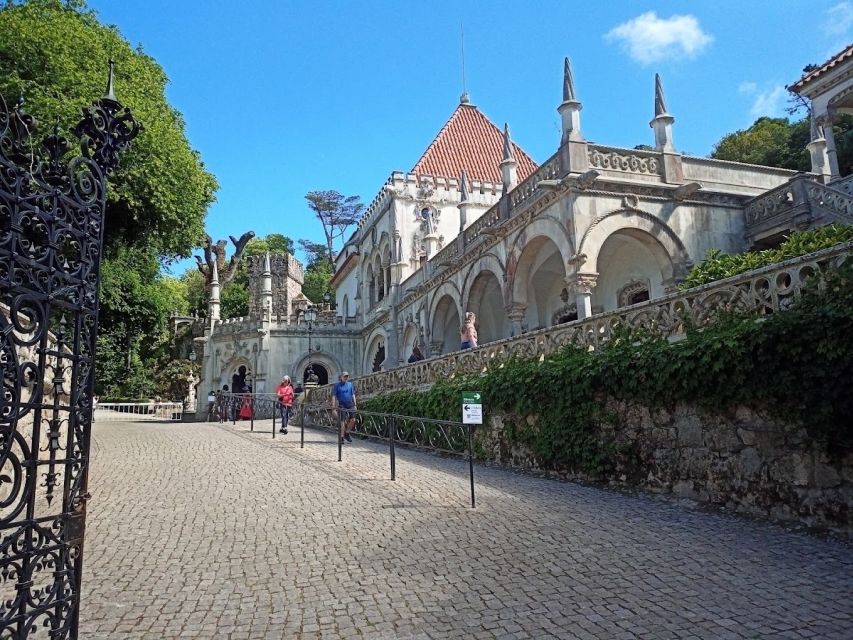 Lisbon: Sintra, Roca, Pena Palace, Quinta Regaleira passby - Sintra Mountain viewpoints on the way to Pena