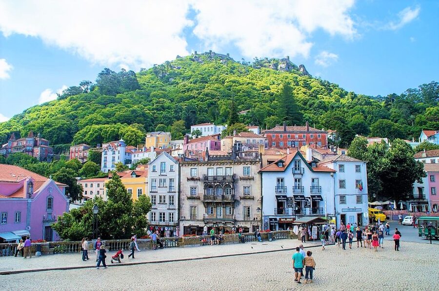 Lisbon: Sintra World Heritage & Cascais Village Private Tour - A private car that turns the Lisbon region into a calm day