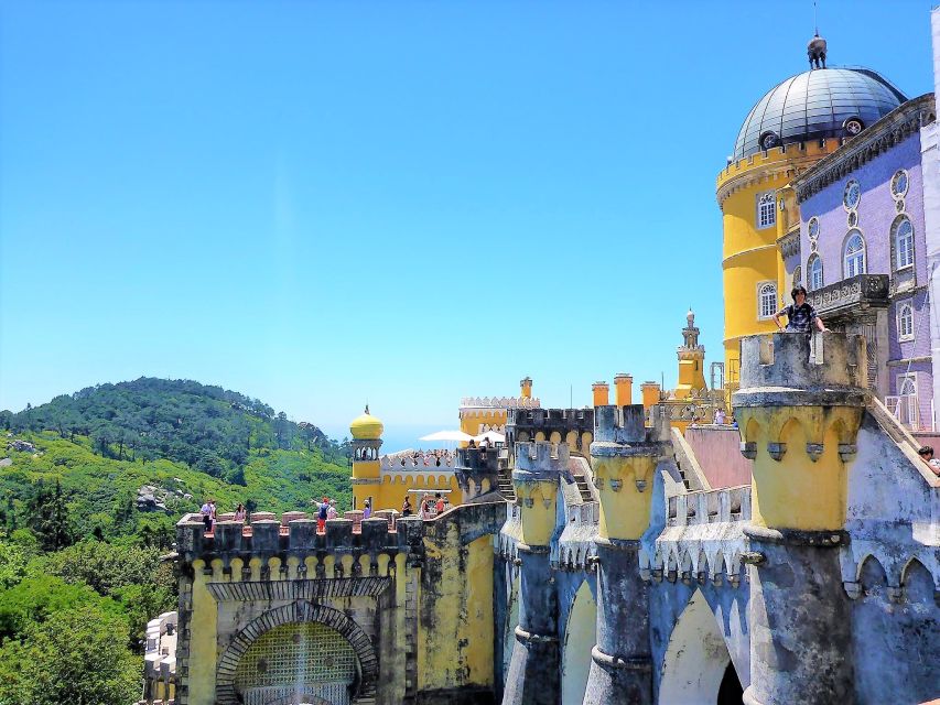 Lisbon: Sintra World Heritage & Cascais Village Private Tour - Pena Palace vs Quinta da Regaleira: how the choice changes your day
