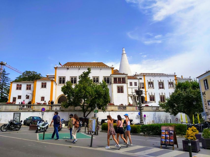 Lisbon: Sintra World Heritage & Cascais Village Private Tour - Price and logistics: does $135 feel fair?