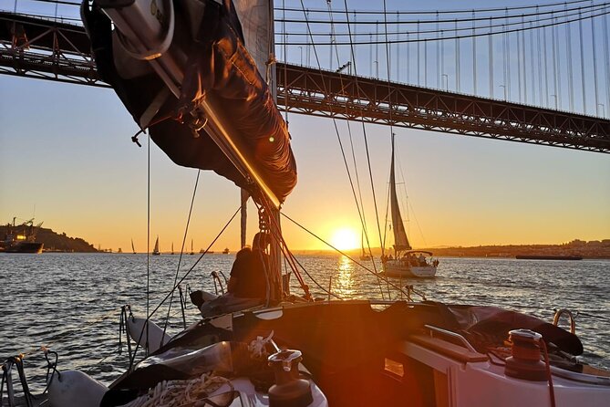 Lisbon Small Group Sunset Sailing 2h Cruise with Drinks Included - The 16th-century riverside fortress-prison for ocean defense