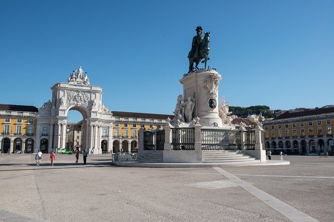 Lisbon Small Group Tour - Getting Started at 9:30am from Praça do Marquês de Pombal