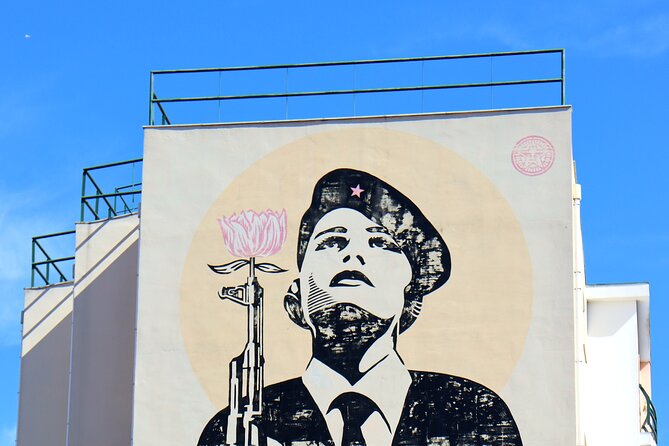 Lisbon Street Art and Lookout Point Tour - Chão do Loureiro: Tagus views, the 25th of April bridge, and hidden walls