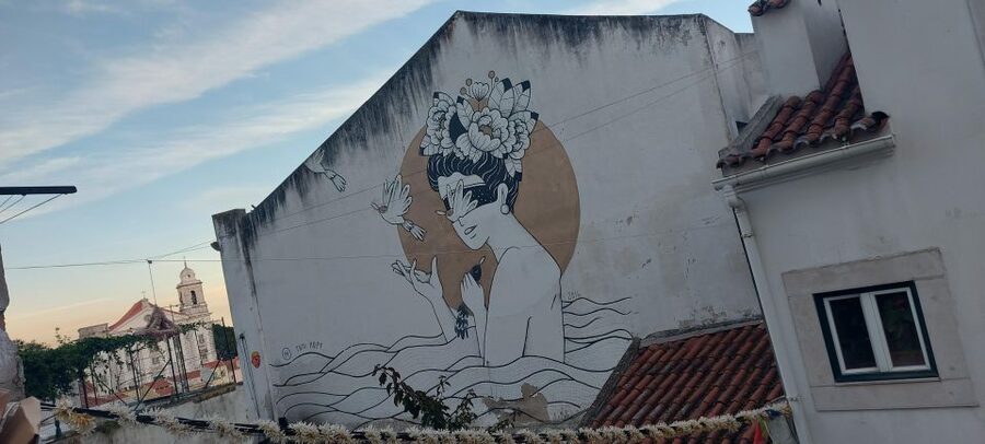 Lisbon Street Art Lovers Walk - How long, how much walking, and what your day feels like