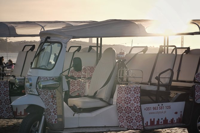 Lisbon Street Art - Private Tuk Tuk Tour with pickup - Guide Stories That Connect Murals to Portuguese Culture