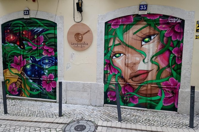Lisbon Street Art Walk - Stop 3, Mouraria and Centro Comercial Mouraria: Getting Lost on Purpose